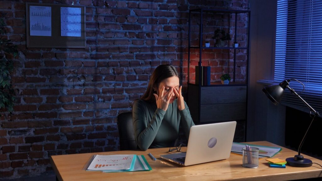 Long hours online: Your body will figure this out sooner or later