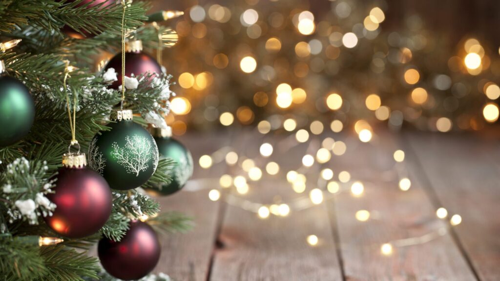 Christmas decorations that will change the holidays: one will attract money, the other love