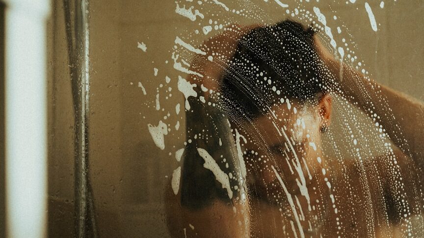 Avoid shower mistakes: only 5 body parts actually need soap