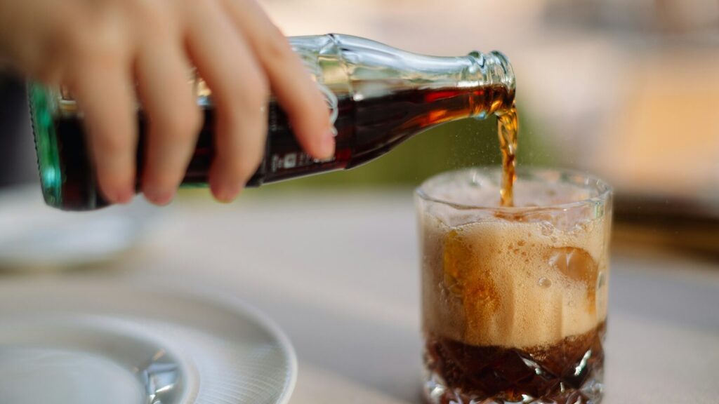 Hidden dangers in lemonade and juice: Germany is the European champion of sweetened beverages