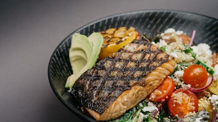 What a healthy evening meal should look like, explains nutrition expert
